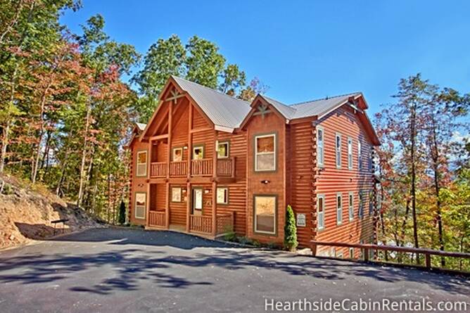 Cabin Finder Big Group 13 bedroom Pigeon Forge cabin that is motorcoach and tour bus accessible ...